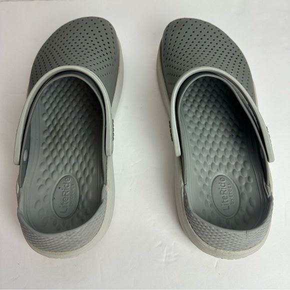 Crocs Lite Ride Clogs Women's Size 8 or Men's 6 Grey Gray Lightweight Slip-On - Picture 4 of 10
